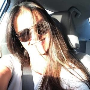 Meet your Posher, Elda ines